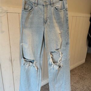 Distressed Light loose Jeans